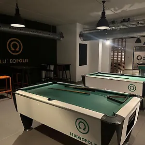 Appartement Furnished 2 Bedroom In Center